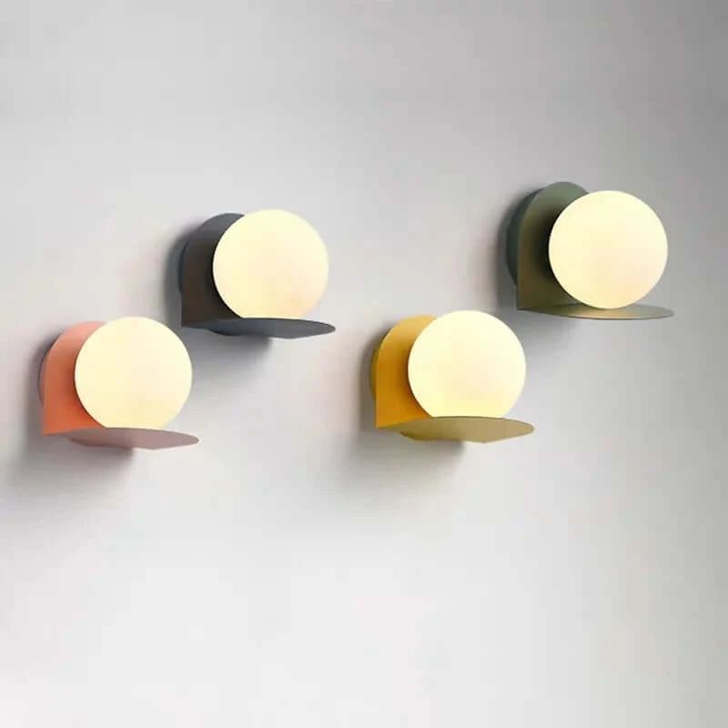 Chic Modern Sconce Collection – Illuminate with Style – A gray / warm light