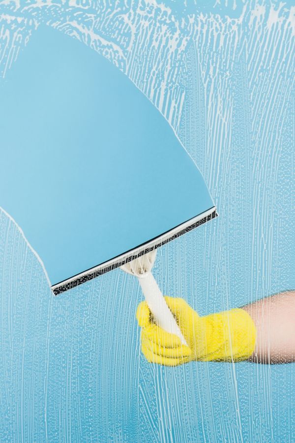 Here Is The Best Cleaning Hack For Cleaning Shower Doors