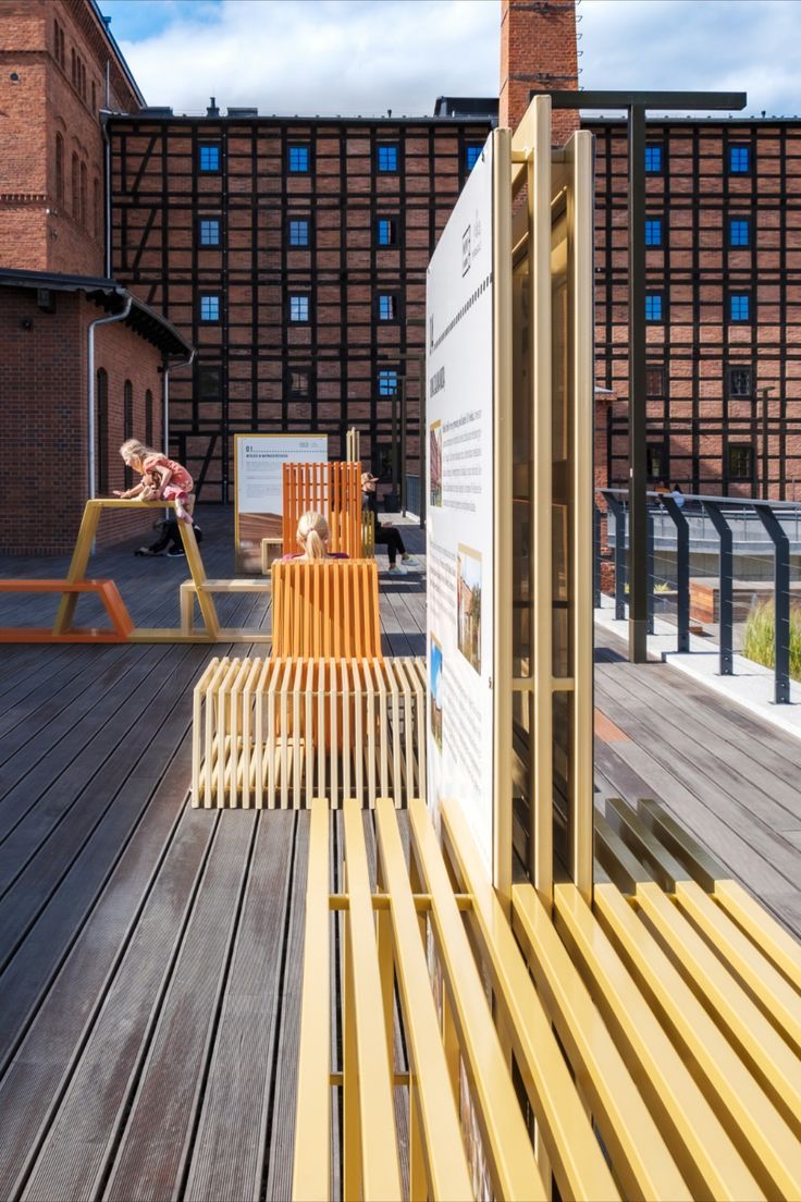 Intersections – modular outdoor exhibition system from BOLOZ Studio