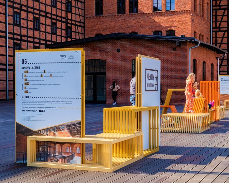Intersections – modular outdoor exhibition system from BOLOZ Studio