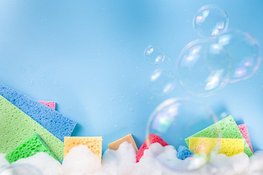 Washing rubber with foam