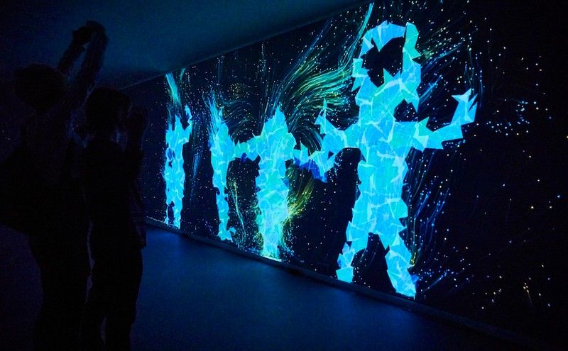 Walk Through a Digital House of Mirrors in This Interactive Installation